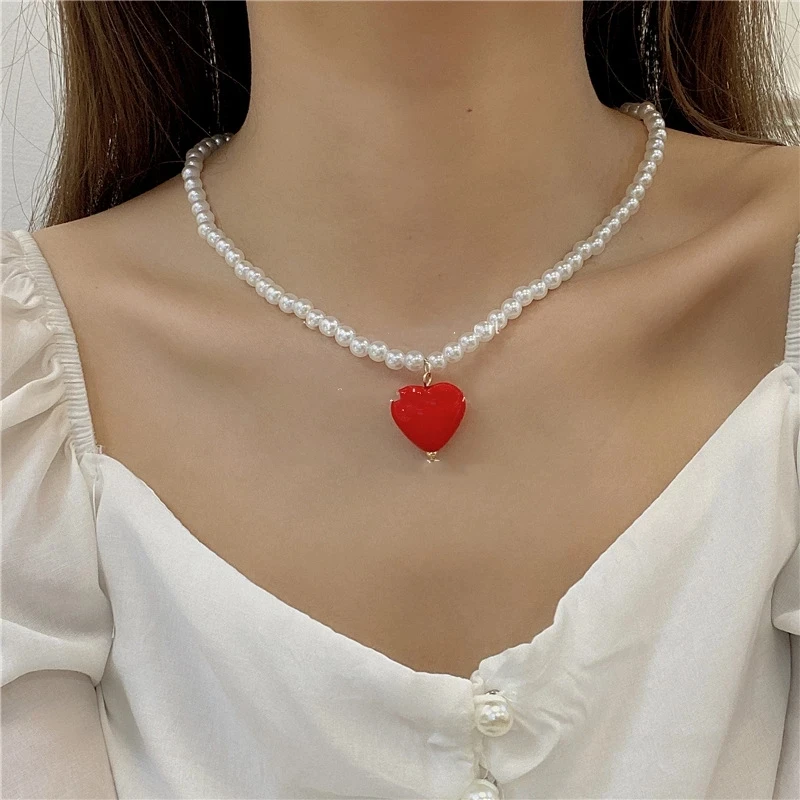 HANGZHI كاندي اللون القلب قلادة مطرز سلسلة لطيف الرجعية قلادة للنساء الفتيات العصرية المختنق الترقوة سلاسل القلائد