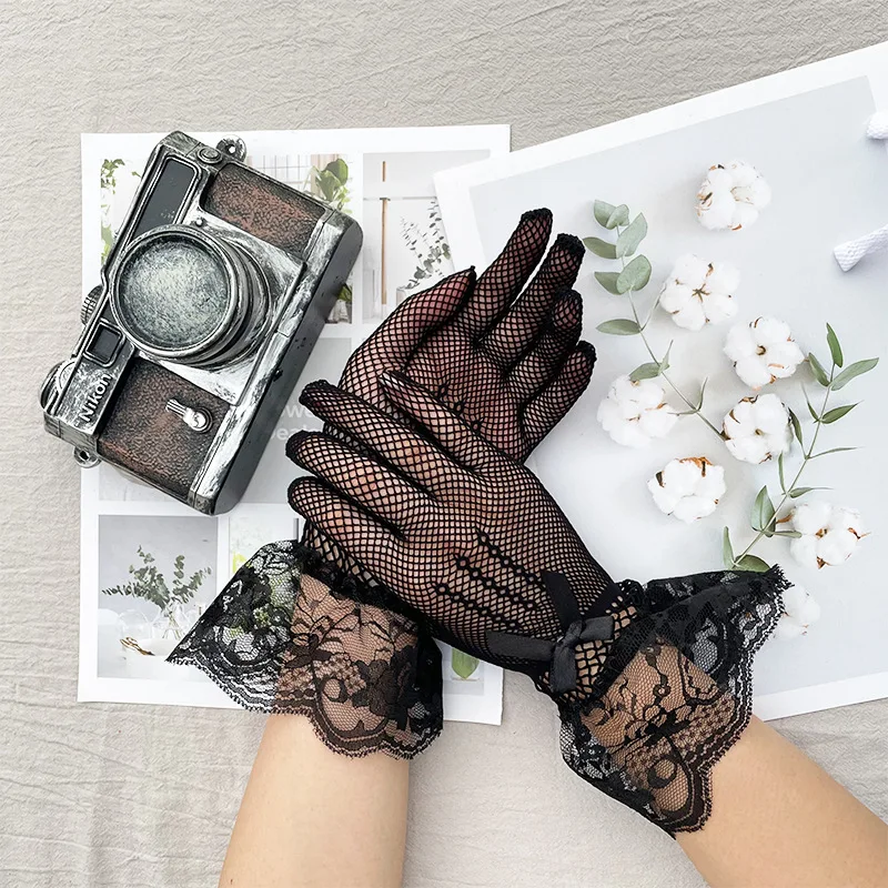 1 Pair Black Stretch Womens Short Fishnet Net Gloves Finger Mesh Gloves Punk Rock Fancy Club Sexy Beautiful Night Party Gloves