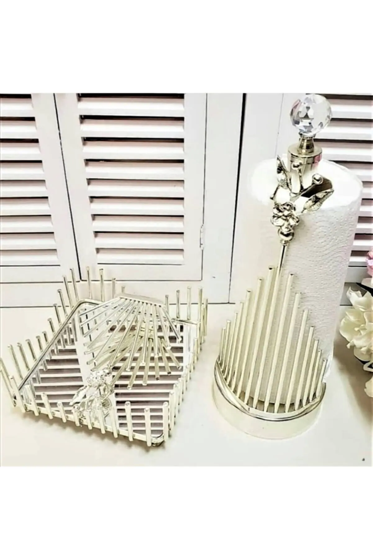 Decorative Roll Paper Towel Holder and Napkin Holder Set Special Design Roll Paper Towel Holder and Napkin Holder Set is made of