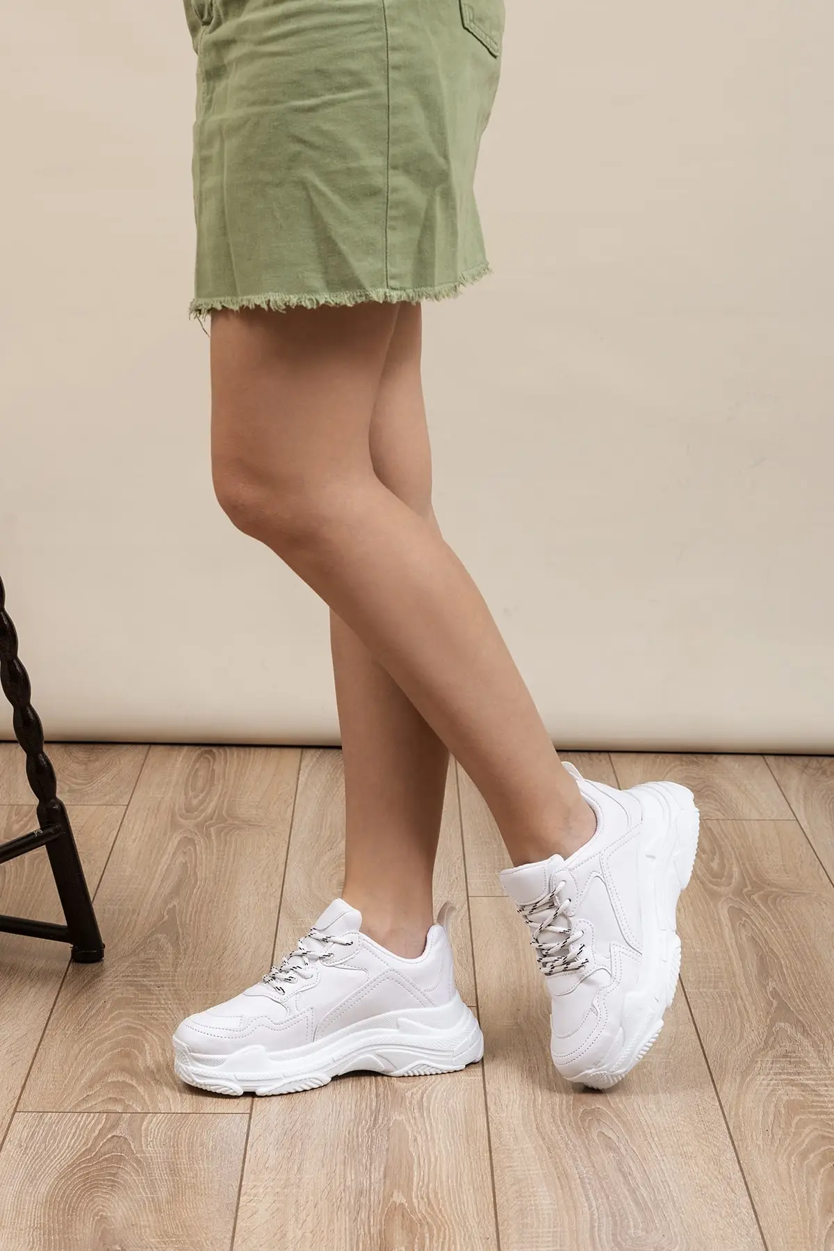 White Skin Women 'S Sneaker BLS-Q-1