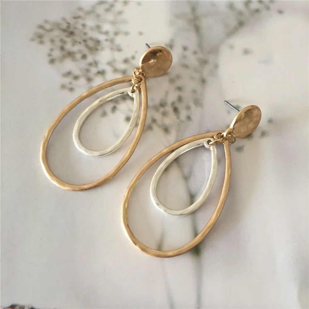 Retro Water Drop Shape Drop Earrings Gold and Silver Color Hollow Water Drop Earrings For Women Casual jewelry