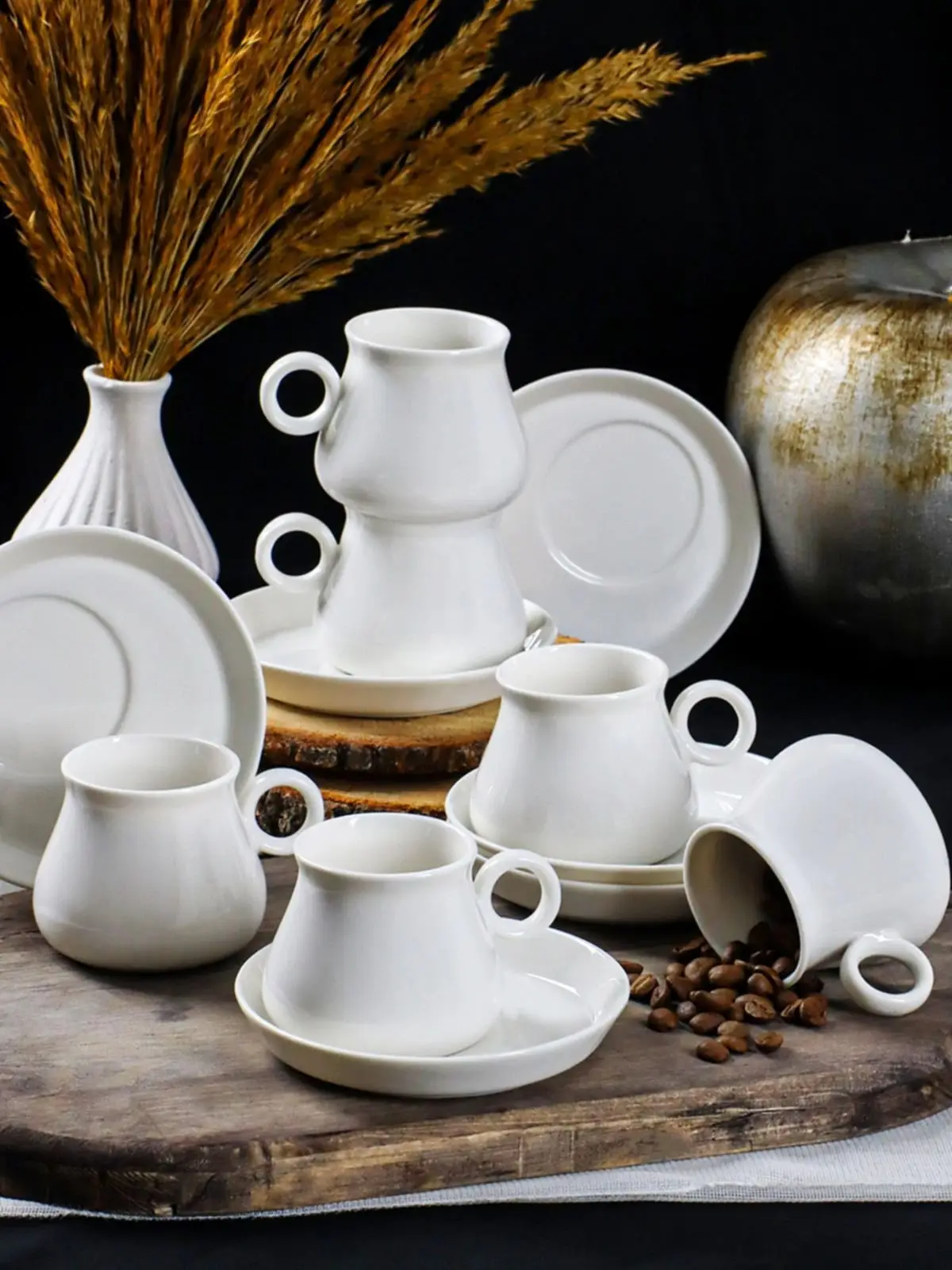 

6 PCs White Porcelain Coffee Cup Set Luxury European Model Espresso Coffee cup Tea Milk Drink Cups Handle Mug With Handle