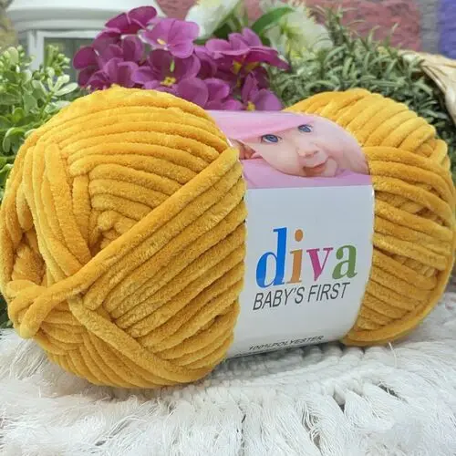 Baby Velvet Yarn, Bernat - Blanket - Jumper - Glove - Cardigan - Booties - 25 Colors - Medium Thick - 100% Micro Polyester - Summer - Spring -