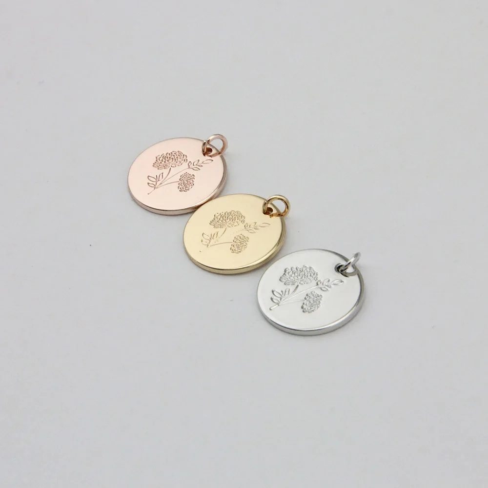 Pendenti di fascini del fiore di nascita del crisantemo delicato all'ingrosso per gli accessori dei monili di modo di DIY