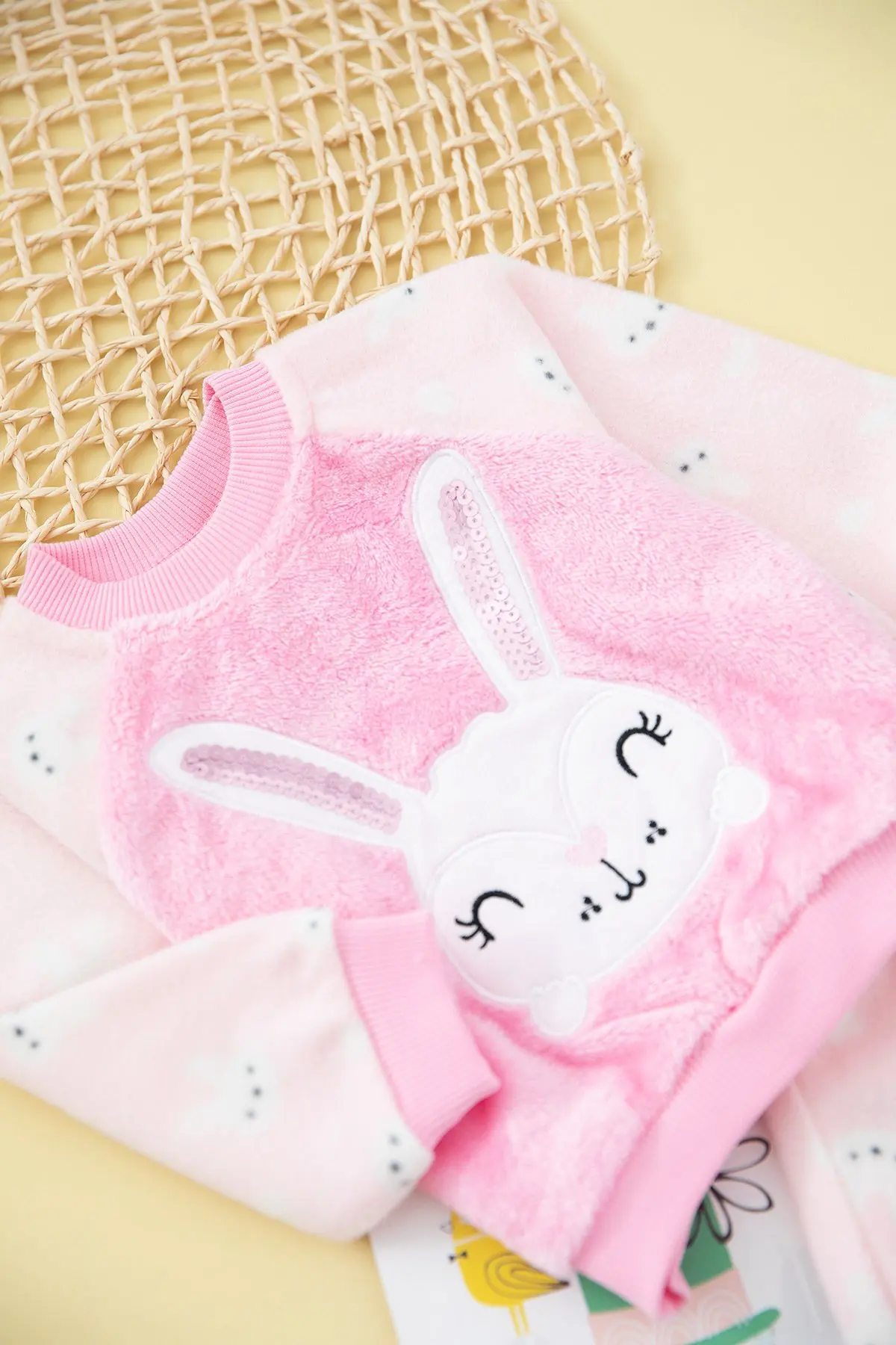 Baby girl Rabbit Welsoft Suit 80 Cotton 20 Polyester Soft Textured Casual Stylish of (3-24 Month)-214232