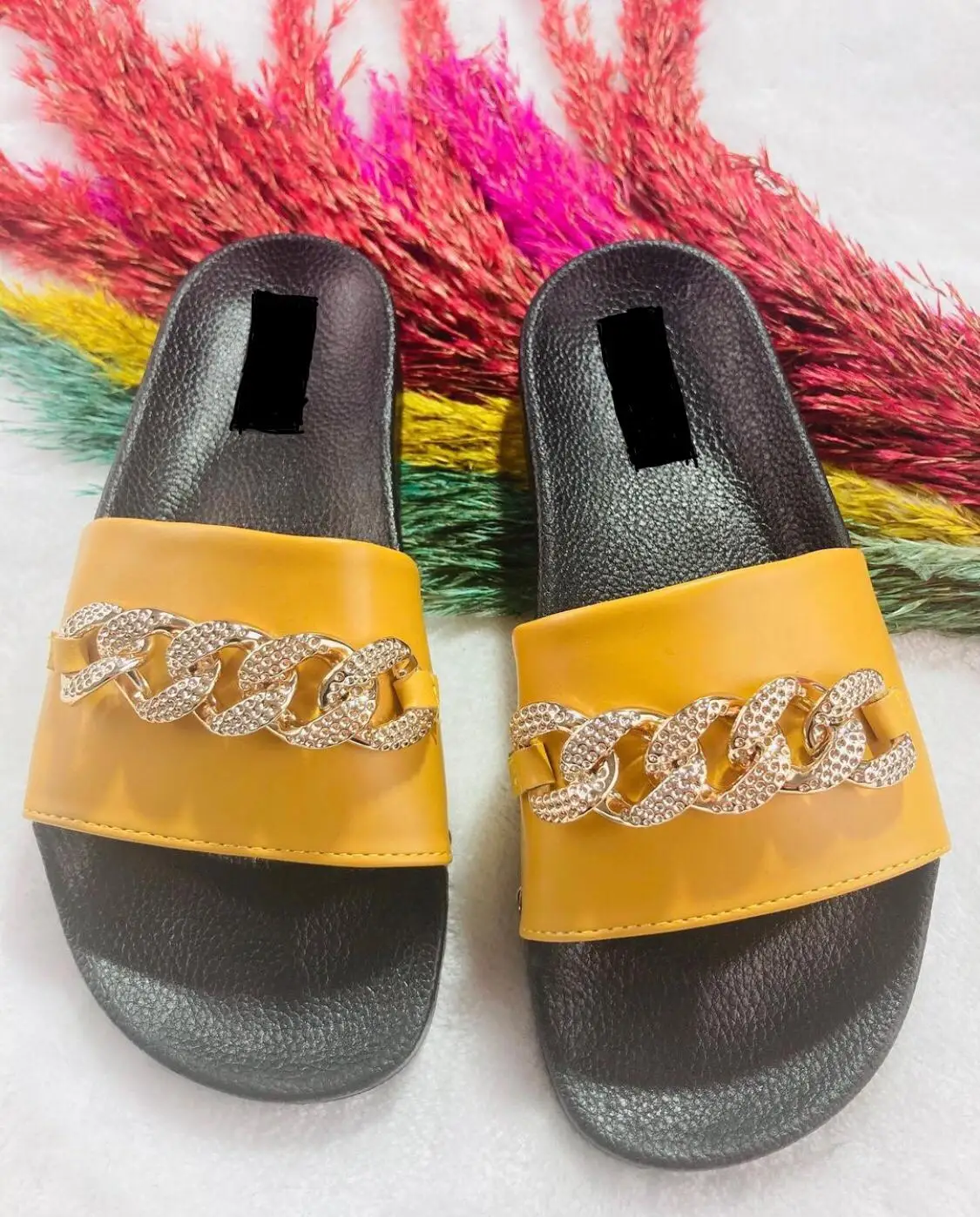 Luxury Women Slippers Sexy Shoes Casual Open Toe Ladies Fashion İndoor and Outdoor Beach 2021 Black White Red Yellow Pink