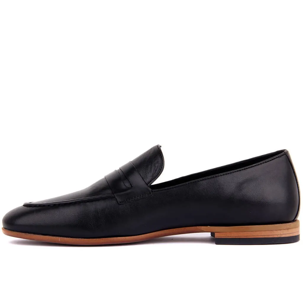 Sail-Lakers Kulit Hitam Sepatu Pria