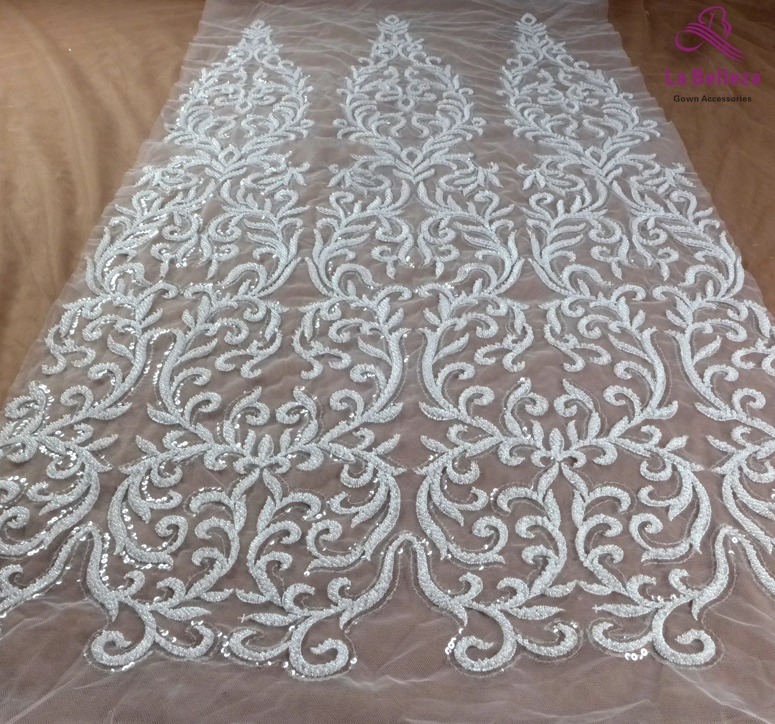 La Belleza 2021 fashion bridal lace,long patterns lace fabric,ivory beading wedding dress lace fabric 43\'\' width 1 yard