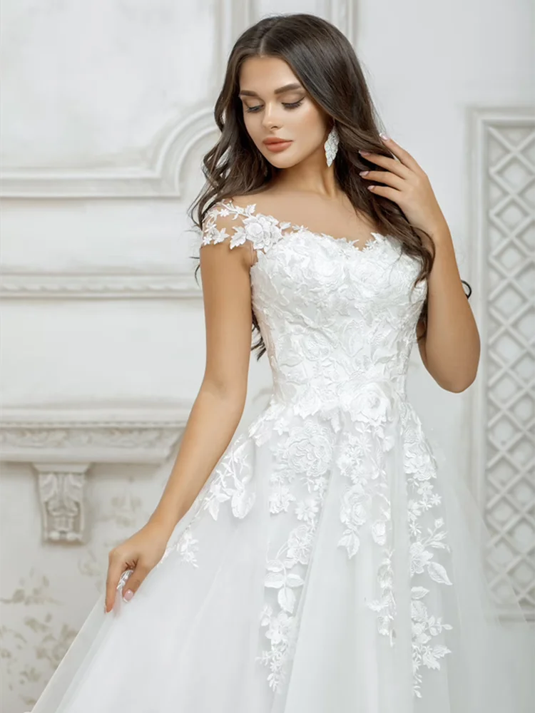 Kurze Brautkleider weiß für Frauen Flügel ärmel Spitze Applikationen Boho Brautkleid Prinzessin niedliche Robe de Mariée Illusion