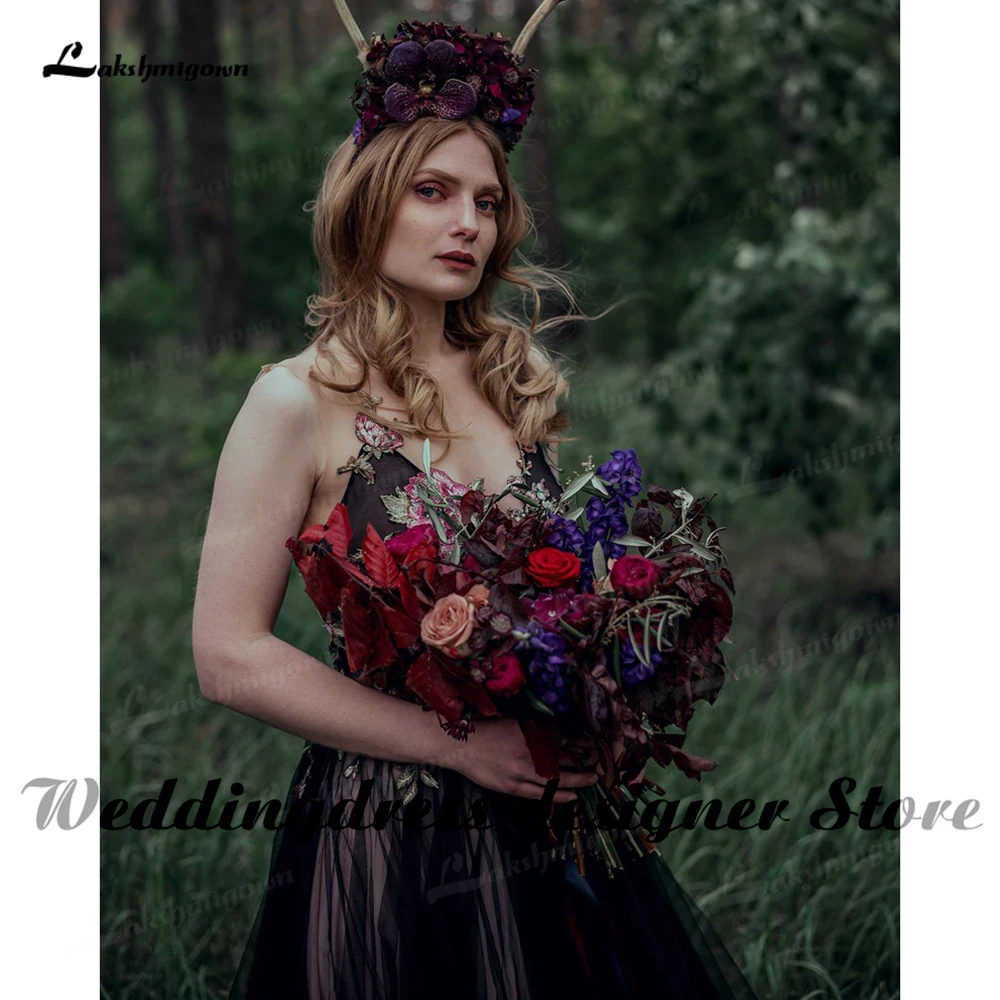 Sexy Zwart Kant Jurk Met Open Achterkant Hals Bloemen Applicaties Boho Gothic Trouwjurk Strand Zwarte Avondjurk