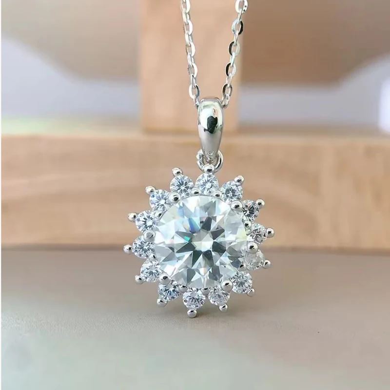 925 Sterling Silver 1-5ct D Color Moissanite Sunflower Necklace Women Jewelry Plated White Gold Pass Diamond Tester Gift