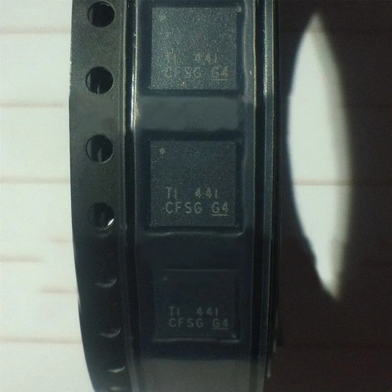 

10 шт./лот TUSB213IRGYR TUSB214IRWBT/IRWBR TUSB215QRGYRQ1 100% Новый оригинальный