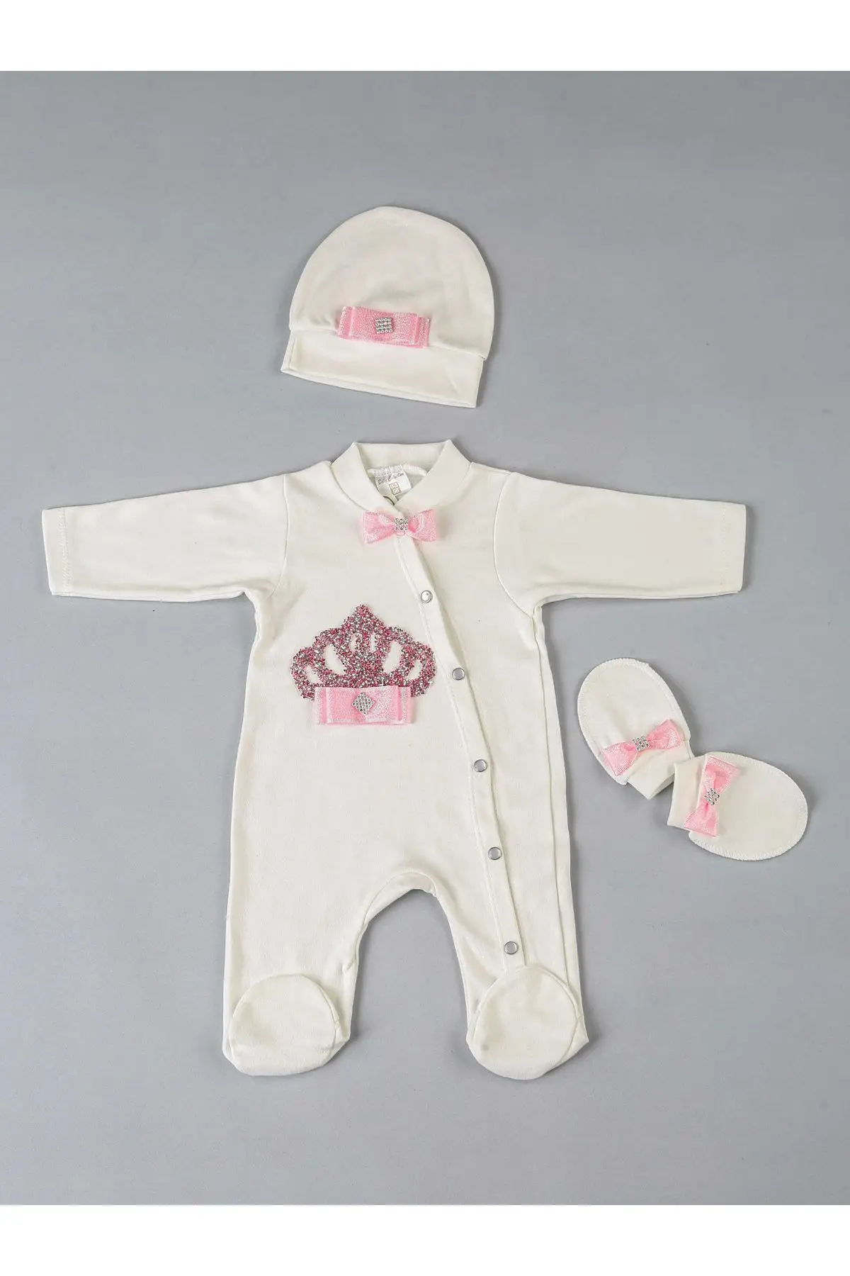 Girls Boys Baby Rompers King Queen Newborn Clothes 3pcs Set Cotton Soft Antiallergic Fabric For Newborn Babies Of Kinds clothing