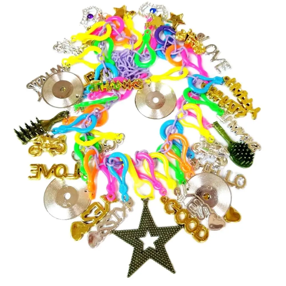 VINTAGE Plastic 33 Charms 80cm F Necklace Retro Fashion Cloth Jewellery Jewelry Chain Chip Birthday Party Favour 80\' X\'mas