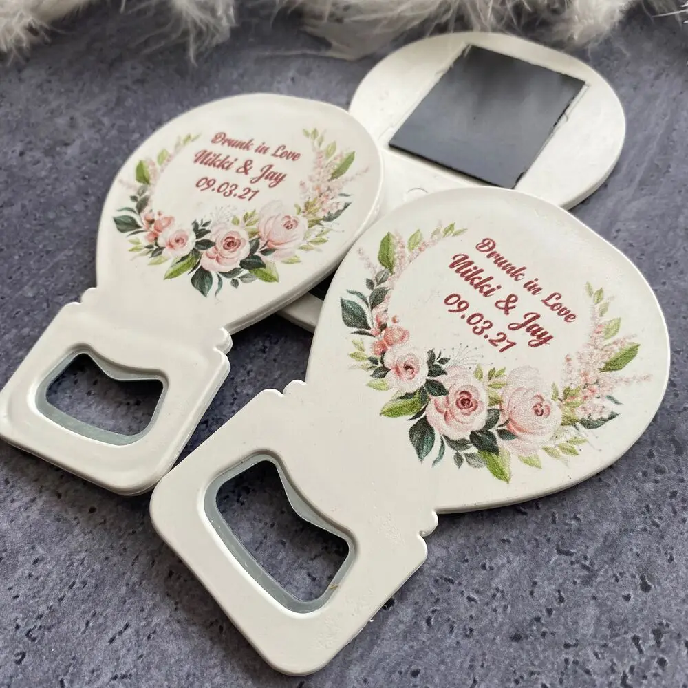 Imagem -04 - Presente de Casamento Personalizado Ímã para Convidados Abridor de Garrafas Personalizado Casamento Geladeira Evento em Massa Favores do Partido Suprimentos 50 Pcs