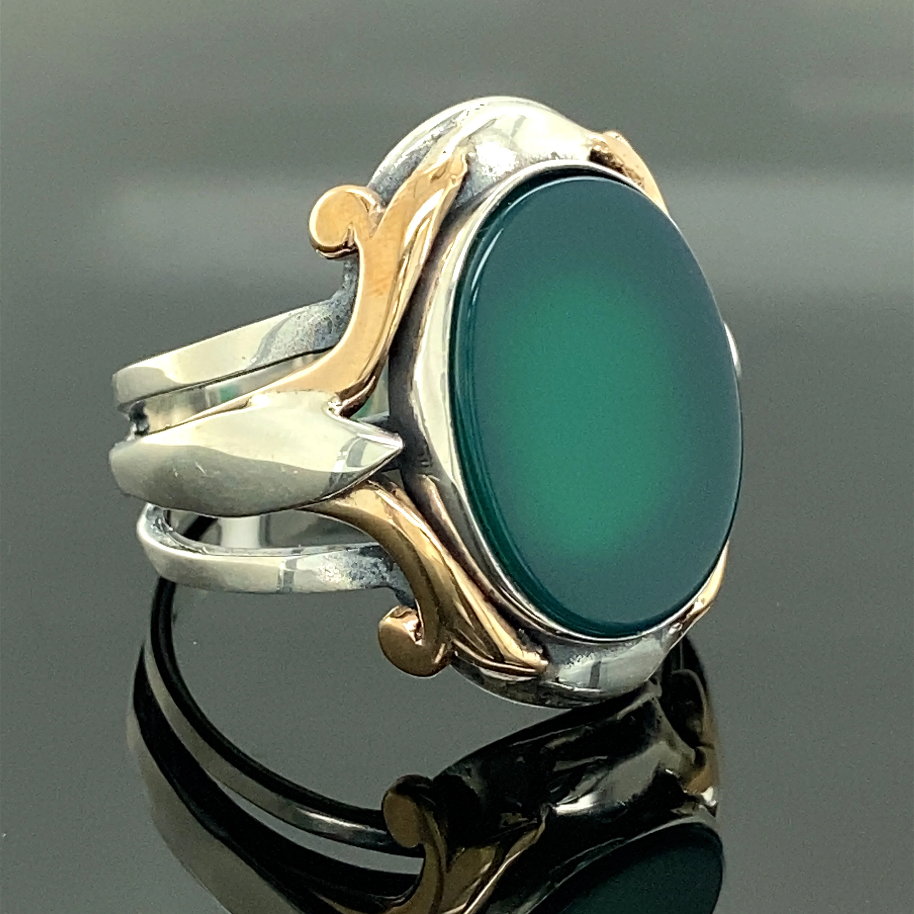 

Mens Handmade Ring, Green Agate Ring ,Turkish Handmade Silver Men Ring ,Oval Aqeeq Gemstone Ring, 925k Sterling Silver Ring , Gi