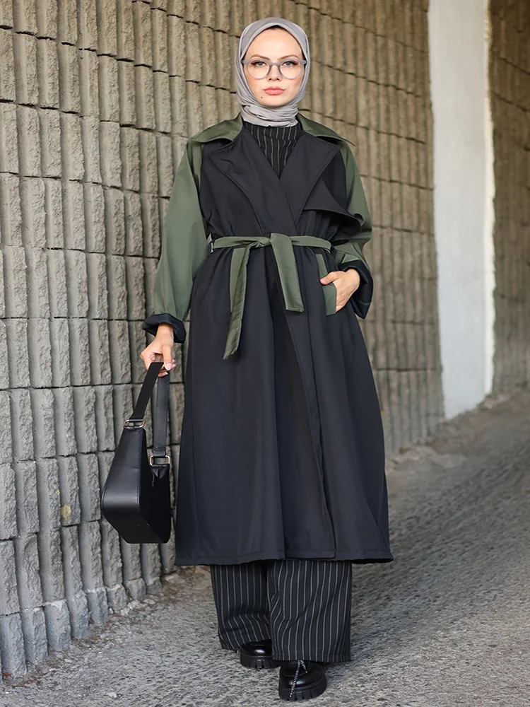 

Green Sleeves Body Black Belt And Pockets Women Long Hijab Trench Coat 2022 New Fashion Muslim Outwear İslamic Jacket Dubai