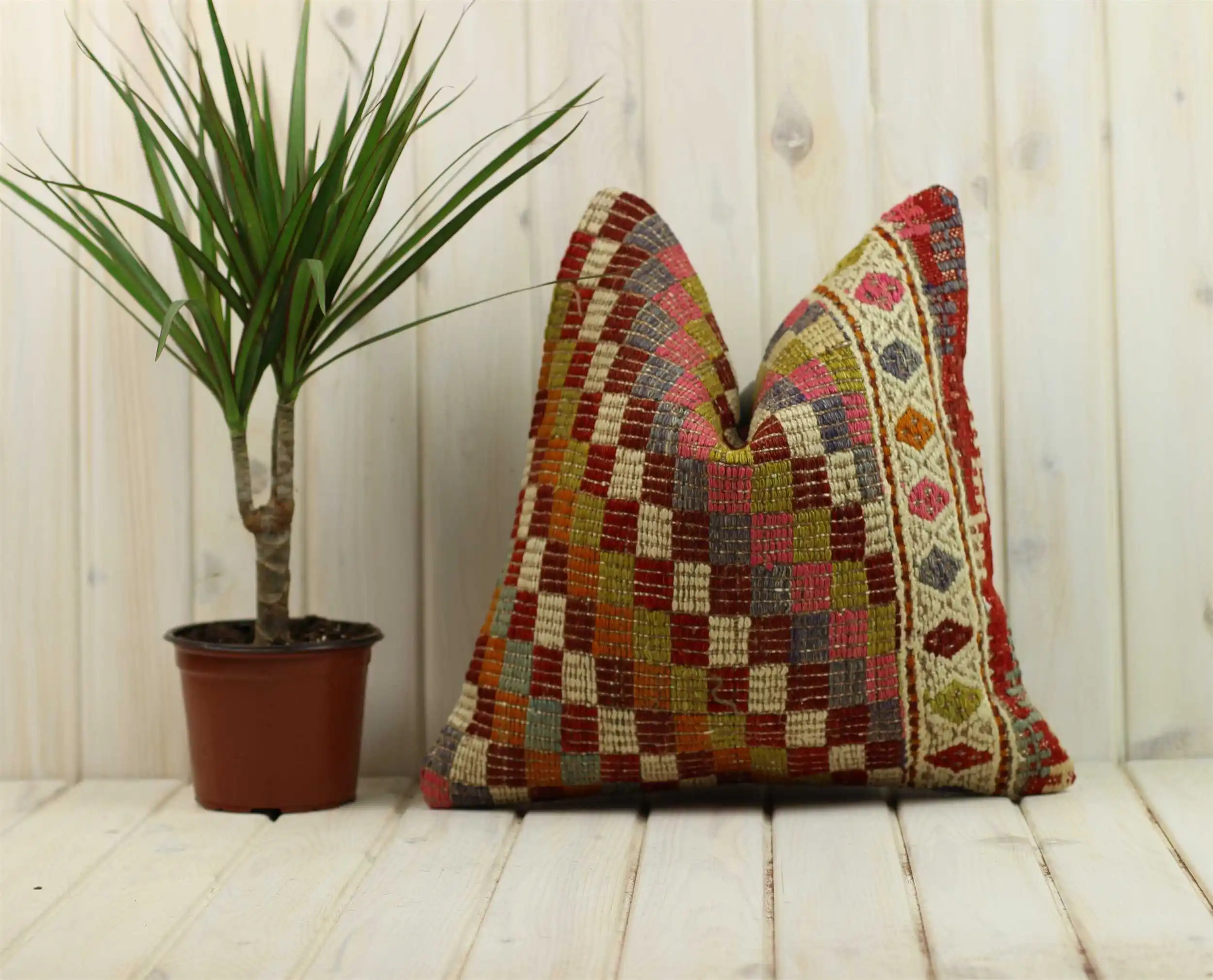 Handmade Kilim Pillow Cases Hand Woven Turkish Anatolian Traditional Motifs Cushion Cover Vintage Home Decorative Zip Carpet