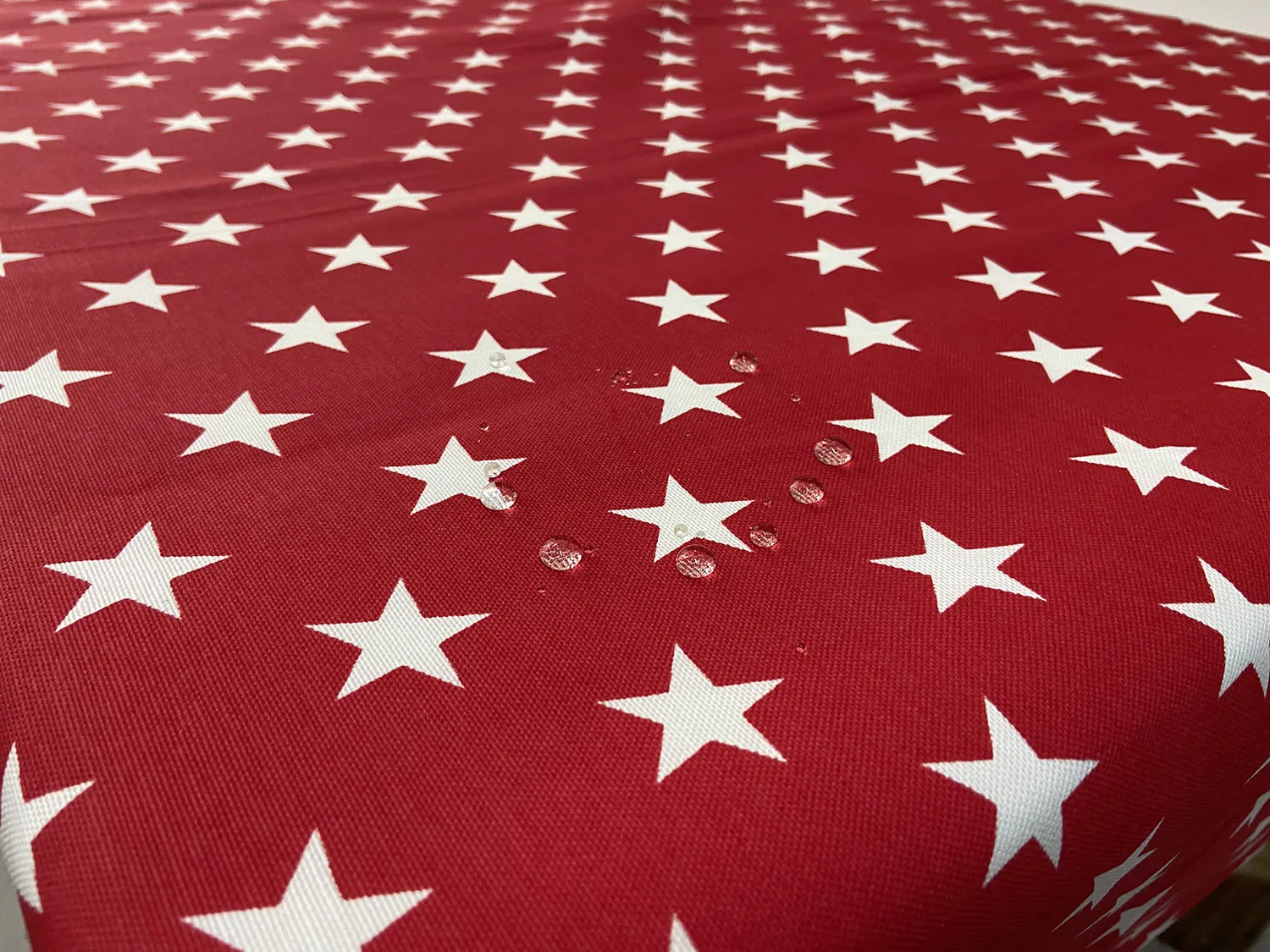 Stars Red White Rectangle Tablecloths Waterproof Dustproof Stain Resistant Table Top For Indoor Outdoor Use Kitchen Cafes Home