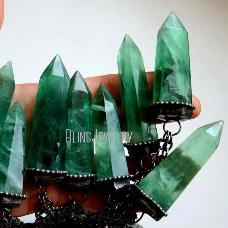 NM40575 Sea Green Crystal Fluorite Tower Point Talisman Stone Pendulum Obelisk Necklace For Women Wicca Witch Gothic Jewelry