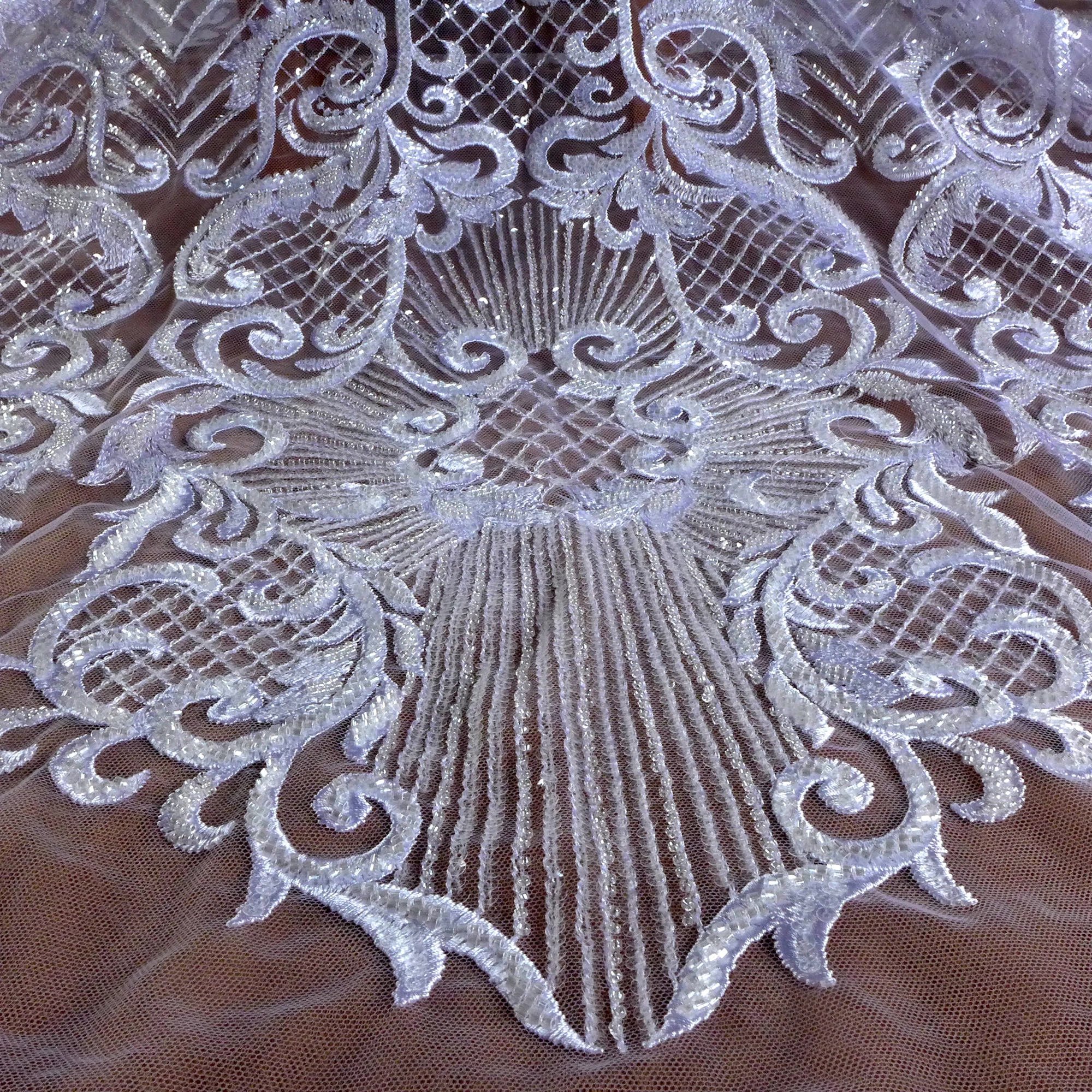 

Fashion wedding dress lace fabric,hot sell heavy beading lace, hight pattern for gown fabric,white,ivory lace 1 yard