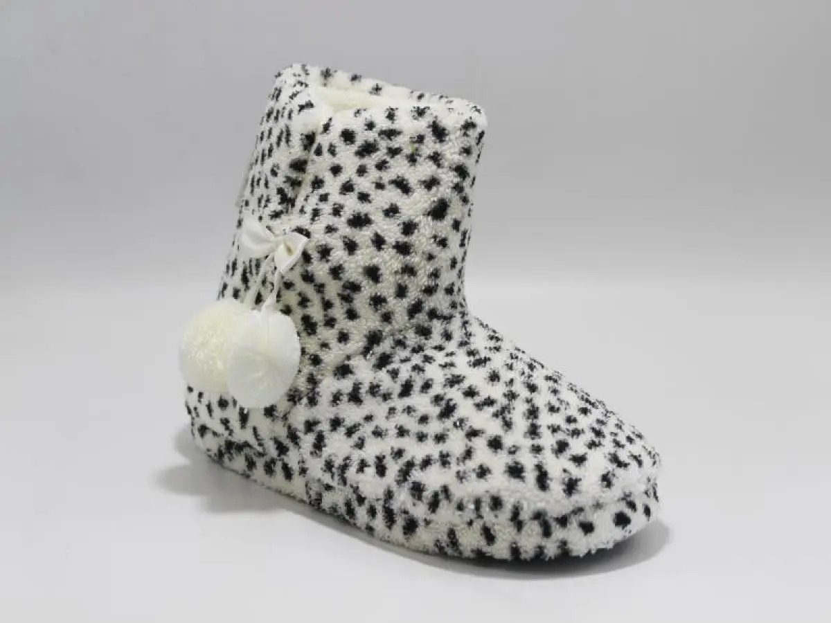 WOMEN'S Z HOME BOOTS DOTTED PANTOUF FLANNEL SLIPPERS SHOES ARE SUITABLE FOR USE IN THE WINTER SEASON AND ON COLD DAYS