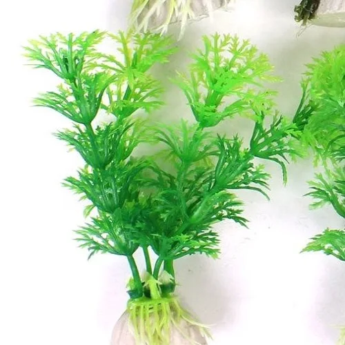 Aquarium artificial plants. 4 pcs quality made decorative 3 pcs green 1 pcs red nearly 11 cm long