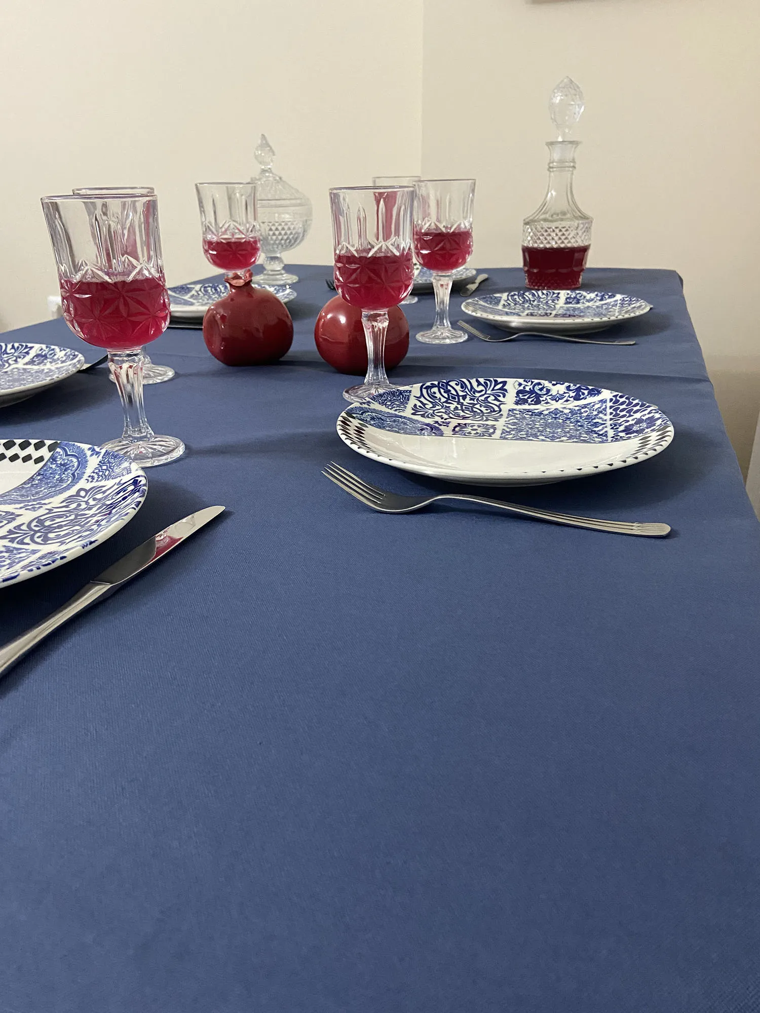 Indigo Blue Color Square Rectangle Large Tablecloth Waterproof Very Suitable For Weddings Restaurants Kitchens Stain Resistant