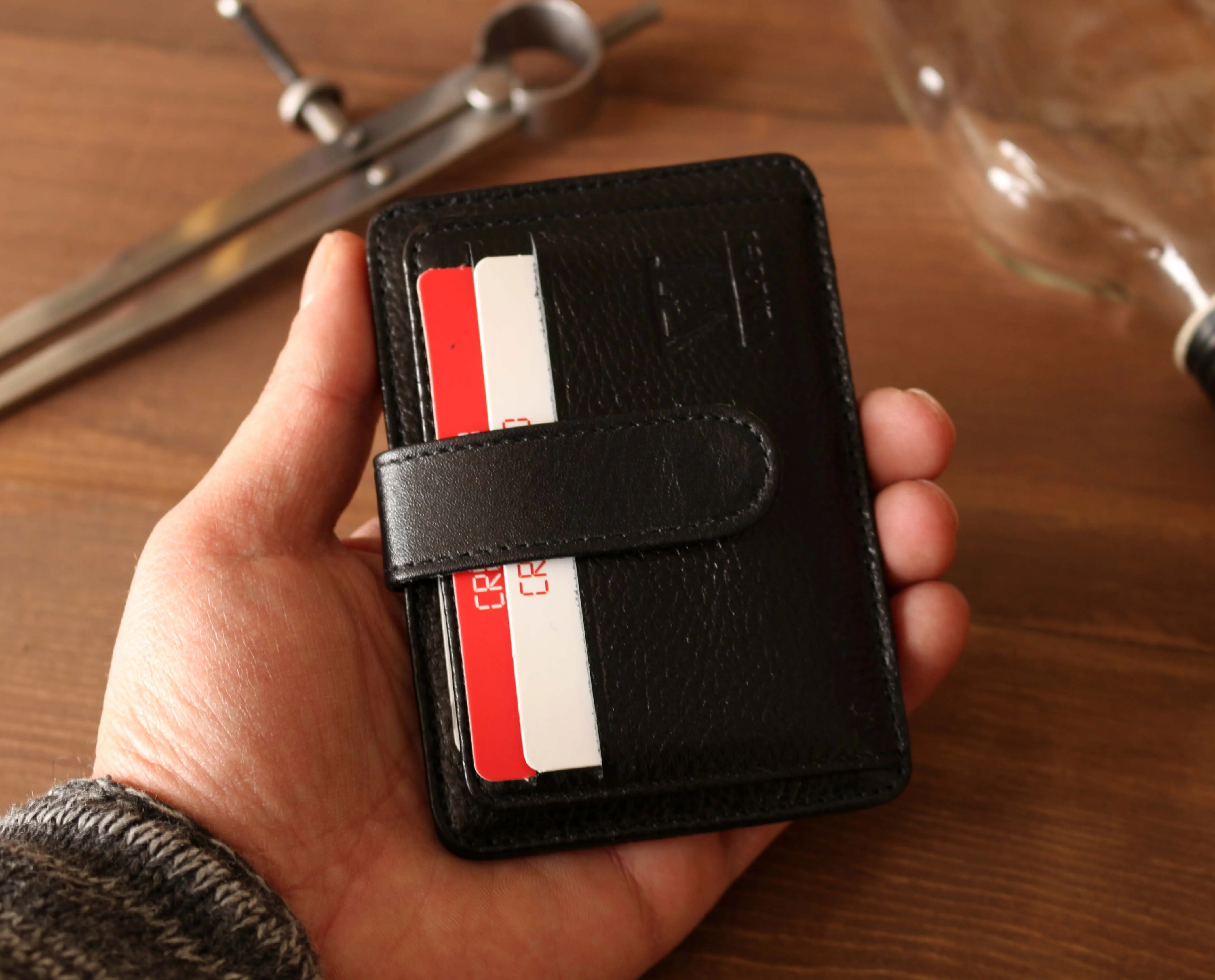 

Valuaes Personalized Casual Card Holder Handmade Genuine Leather Wallets 2021 Minimalist Card Holder Coin Holder Men Women Gift