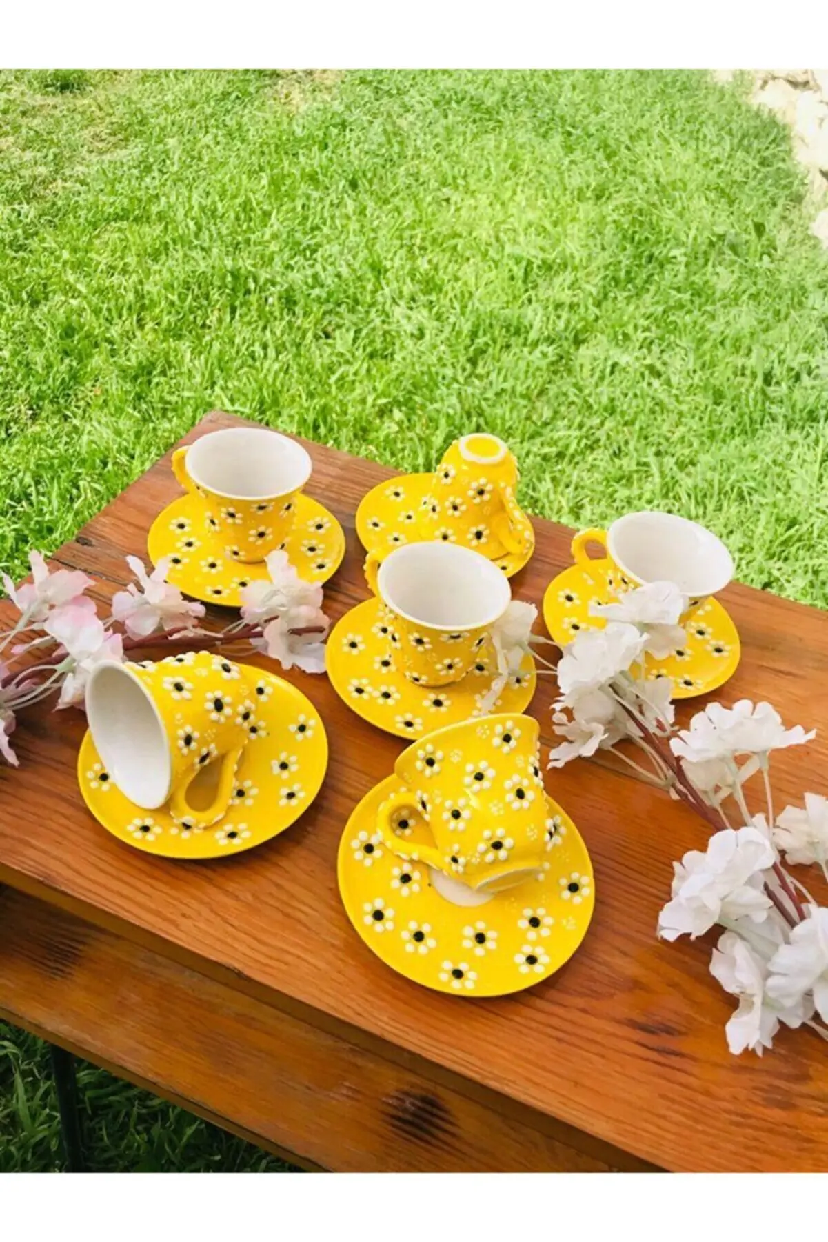 

6 Persons Ceramic Handmade Cup Set Daisy-patterned handcrafted 12-piece coffee mugs floral coffee tea cup