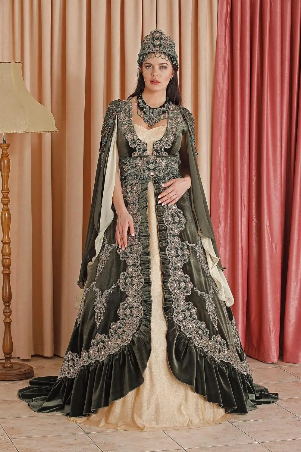 Turkish Dark Green Caftan Henna 2020 Engagement Wedding Dress Kaftan For Wedding Turkish bindallı modelleri Kına ve xina kaftanı