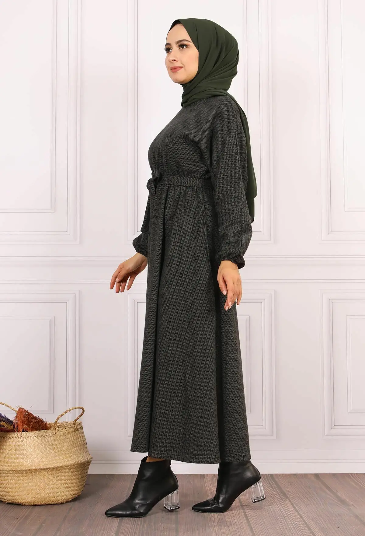 

Belted Hijab Gilet Dress Muslim Woman Hijab New Season Muslim Sets Abaya Women European Clothing Moslem Robe Islam Clothing