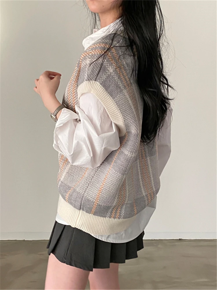 Colorfaith 2022 New Sleeveless Vest Waistcoat Checkered Oversized Winter Spring Women Sweaters Pullovers Knitwear Tops SWV18309