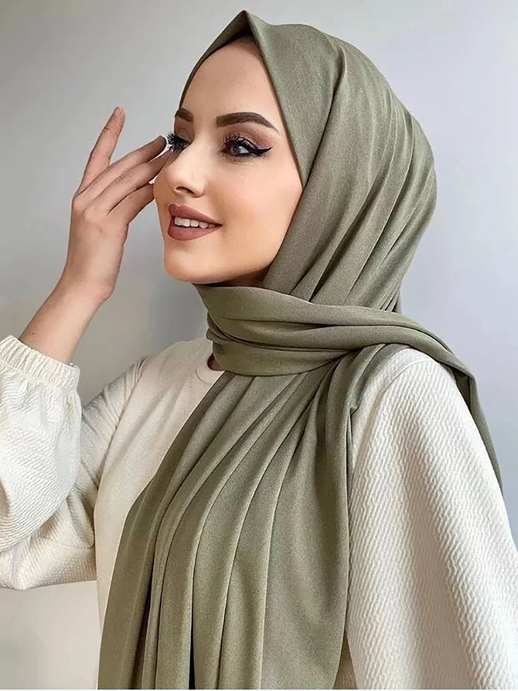 Maglia Hijab in cotone modale Foulard Femme scialle tinta unita per donna Hijab musulmani sciarpe sciarpa testa Foulard turbante Femme Africaine