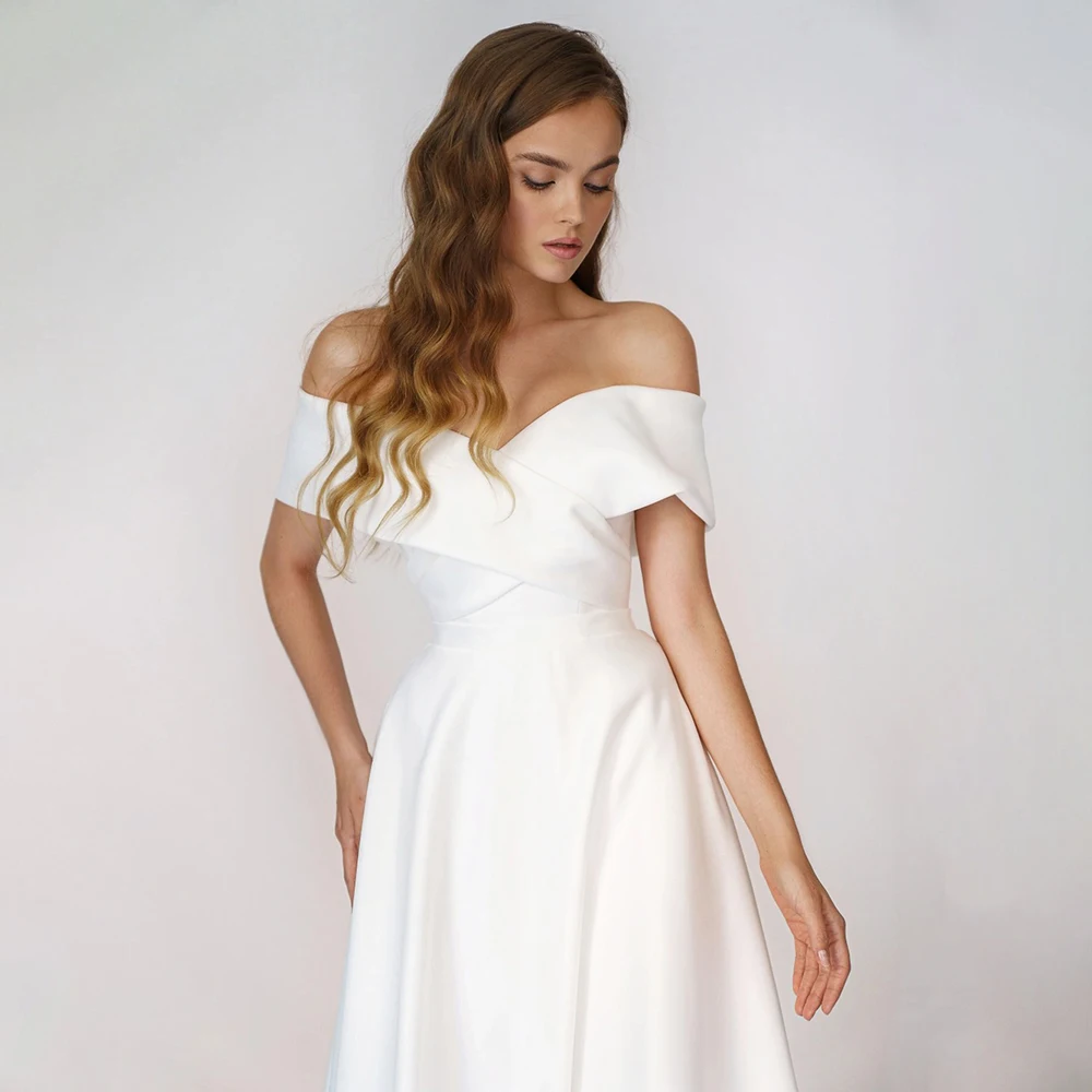 Luxe cetim fora do ombro pescoço criss cruz vestidos de noiva minimalista feito sob encomenda uma linha simples micro drape ruched vestido de casamento