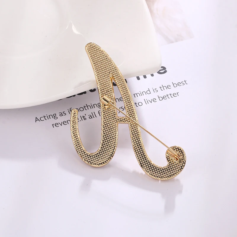 Baiduqiandu Brand High Quality English Initial Letters Simulated Pearls Brooch Pins Fashion Jewelry Accessories