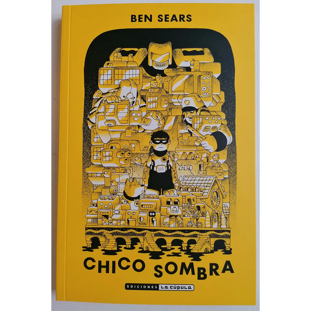 American, Shadow Boy, ED. LA CUPULA, year 2021, author BEN SEARS , COMIC BOOK in Spanish, TEBEO