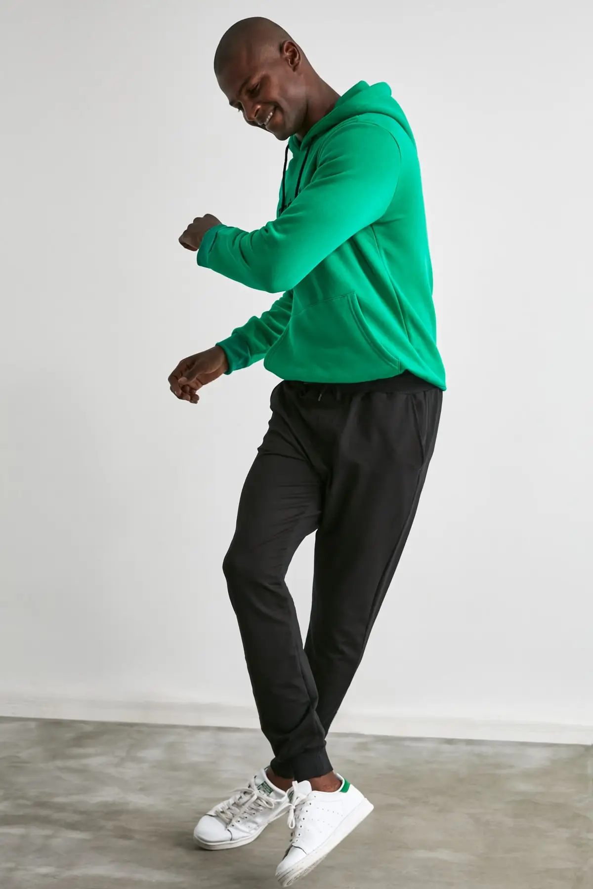 Black Male Beli Pettitoes Fitted Sweatpants TMNSS20EA0053