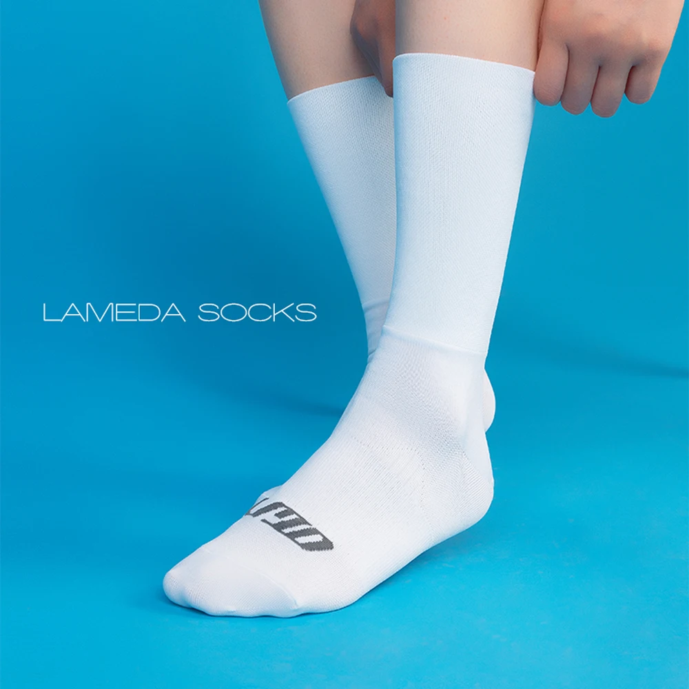 LAMEDA-Calcetines deportivos reflectantes para hombre y mujer, medias transpirables para bicicleta de carretera, deportes al aire libre, carreras,