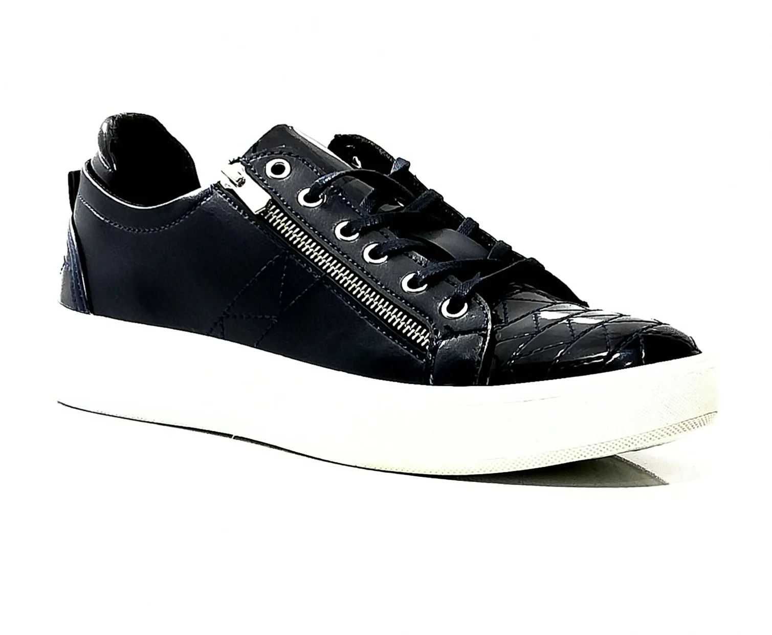 

MEN'S... NAVY BLUE. THICK BASE. DAILY SPORTS AND HIKING SHOES. LIGHTWEIGHT, COMFORT SOLE IS WATERPROOF. NEW SEASON. LUXURY.