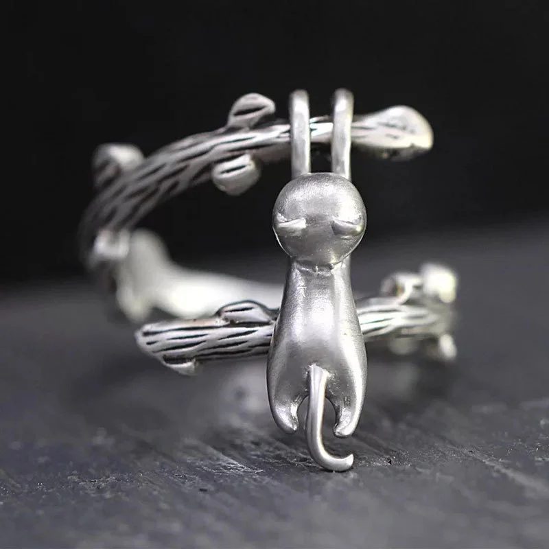 Vintage Cute Climb Tree Cat Pendant RingsFor Women Men Personality Silver Plated Thorns Animal Ring Unisex Finger Jewelry