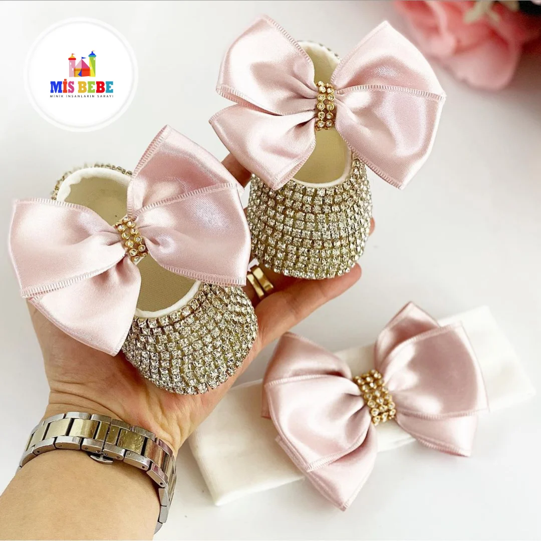 

Baby Girl Queen Shoes and Headband with Swarovski Stones Fashion Quality Cotton Soft Crib Shoes Furry