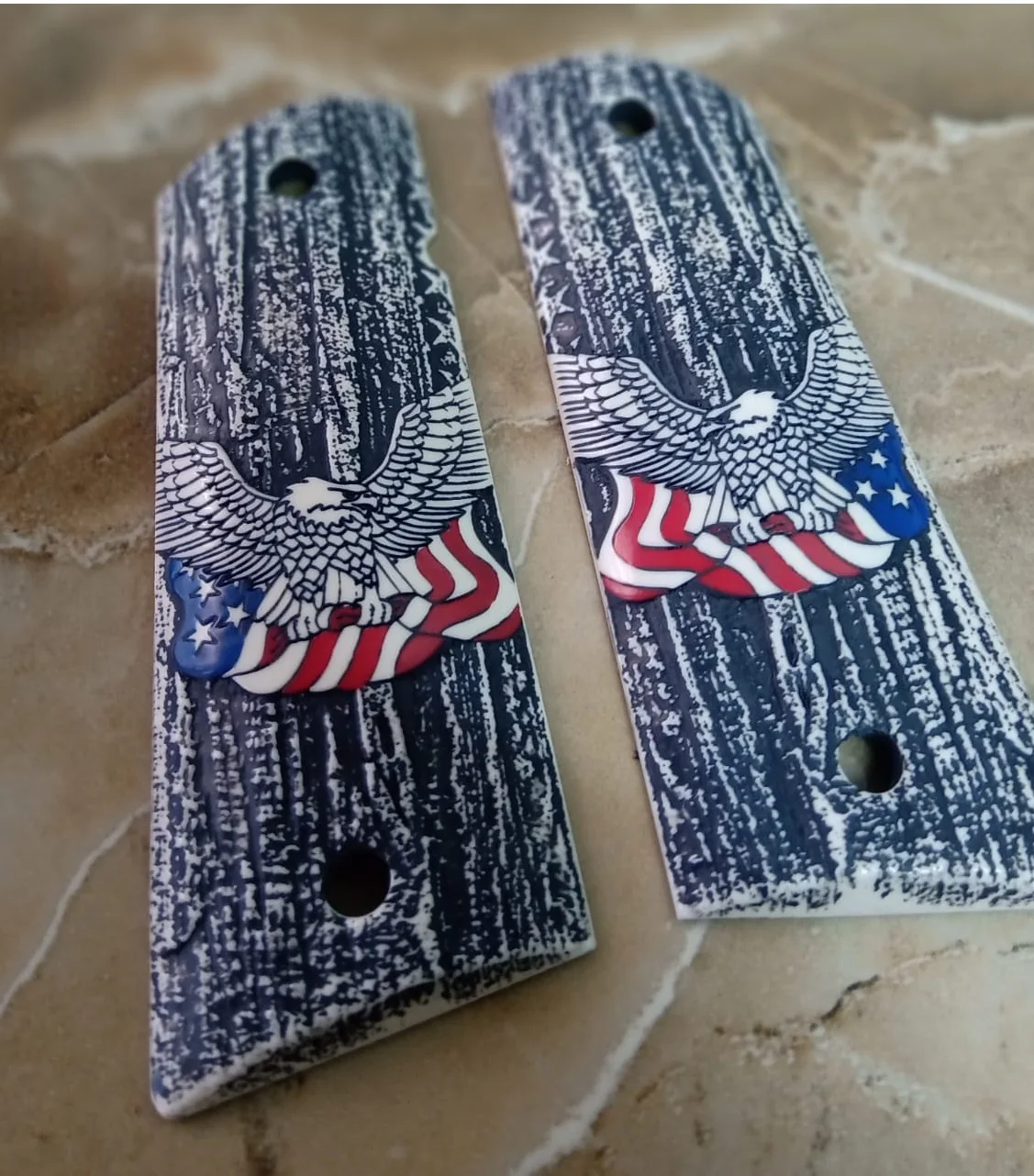 

KSDGrips Brand for Colt / Other 1911's Full Size Compatible Grips (Independence Protectorate Bald Eagle Relief)