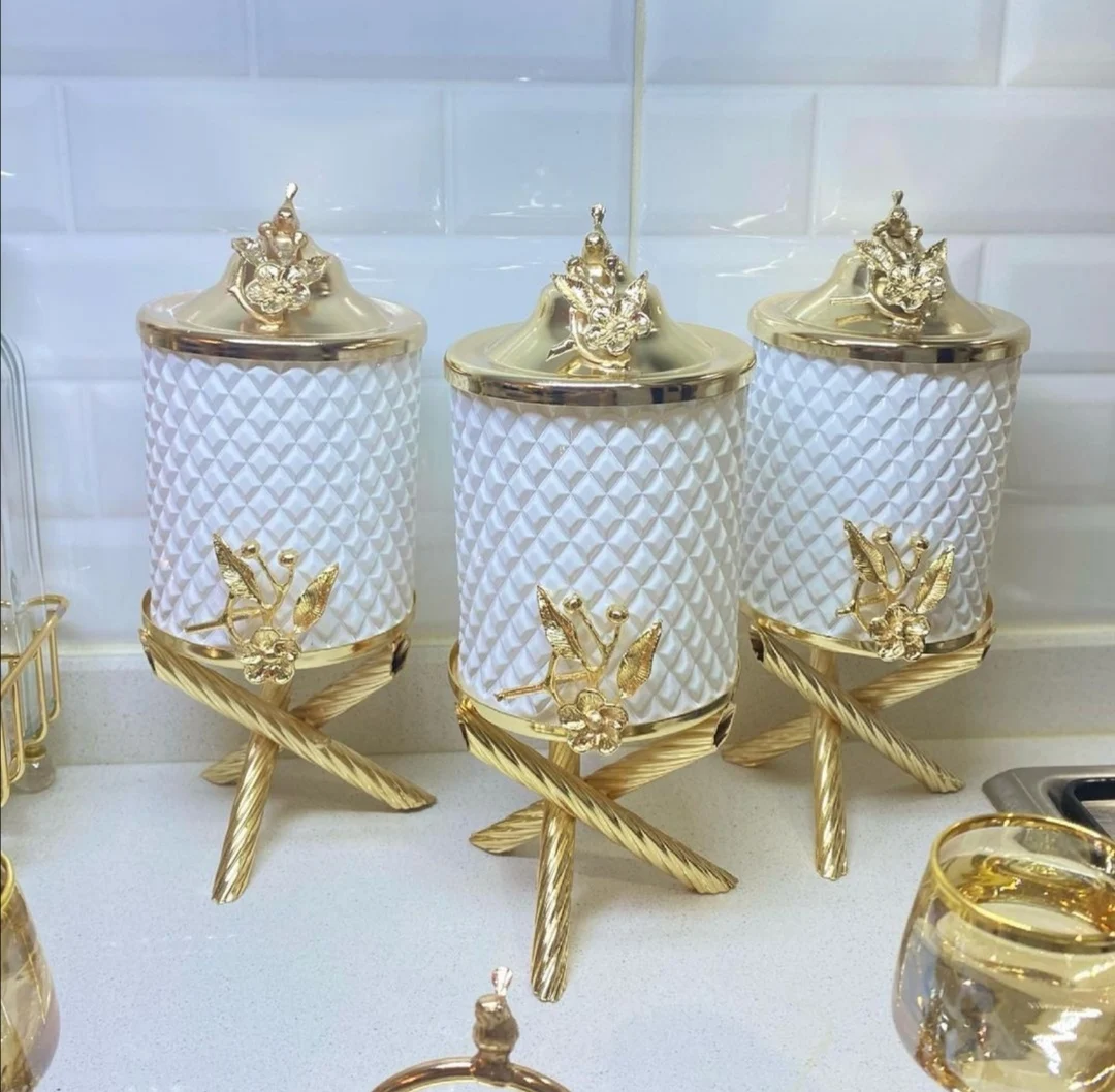 Elegant Handmade Jars Spice Canister Set Storage Containers Nut Food Tea Coffee Sugar Cookie Box Bar Top Stand 5 Star Plated Quality Luxury Kitchen Gold Color Crystal And Broken Glass 3 Piece Home Gifts