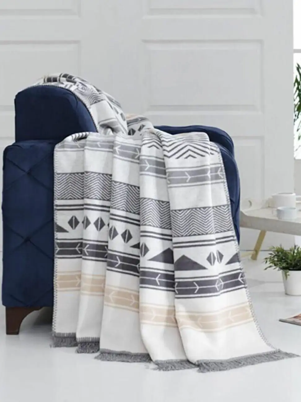 150*200 Lux QualityTv Blanket Soft Comfortable 60% Cotton 30% Acrylic 10% Stylish Quality Washable For Home Gift Made in Turkey