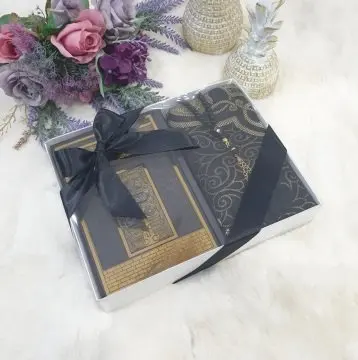 GREAT GIFTThe Qur'an with Gilded Hardcover, Cotton Taffeta Prayer Rug, Pearl Design Rosary Set Coran Коран Coran.