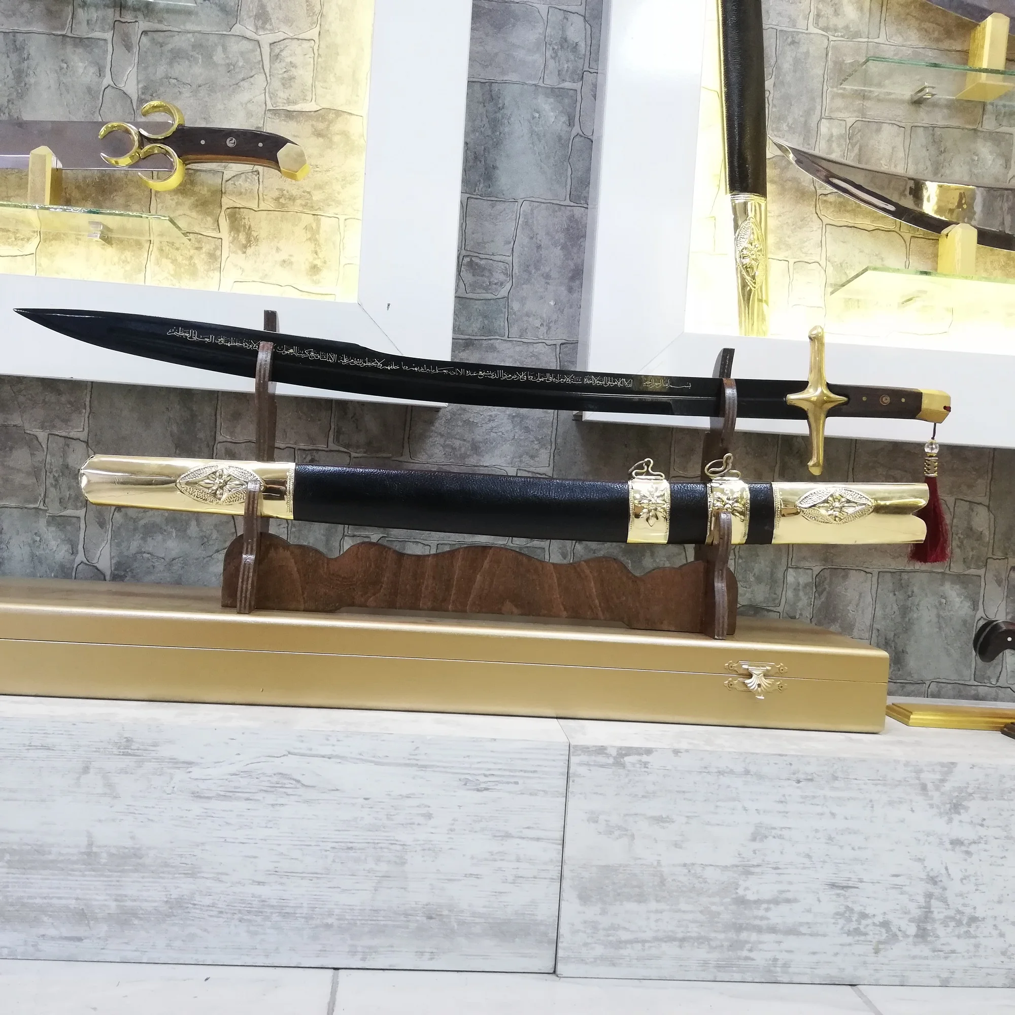 Turkish Ottoman Sword - ERTUGRUL Black Edition - 100% Handmade Hammered Steel Sword - Free Shipping