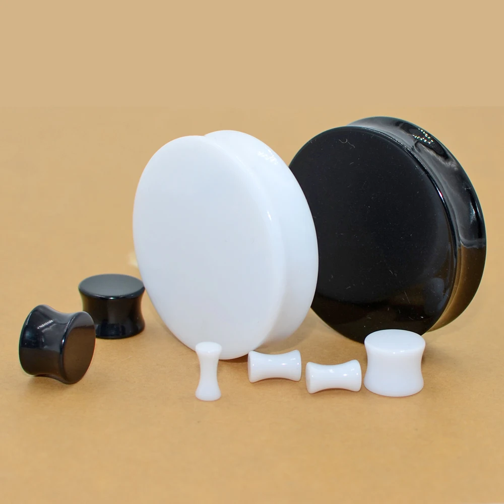 Pair 3-50mm Acrylic Solid Ear plug White&Black Earing Large Big Tunnel Size Stretcher Saddle Flesh Tunnel Expander Body jewelry