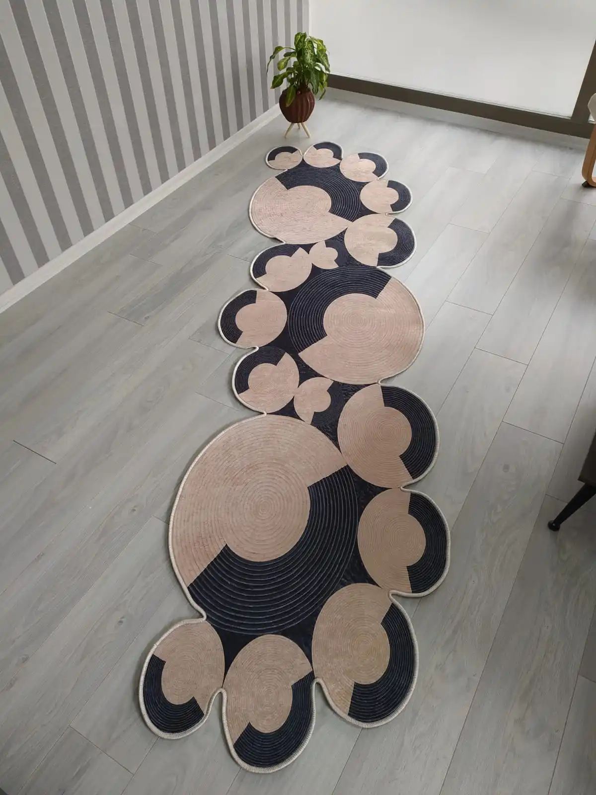 Decorative Non Slip Base Anti Allergic Living Room Bedroom Hallway Corridor Bathroom Carpet For Living Room Lounge Rug