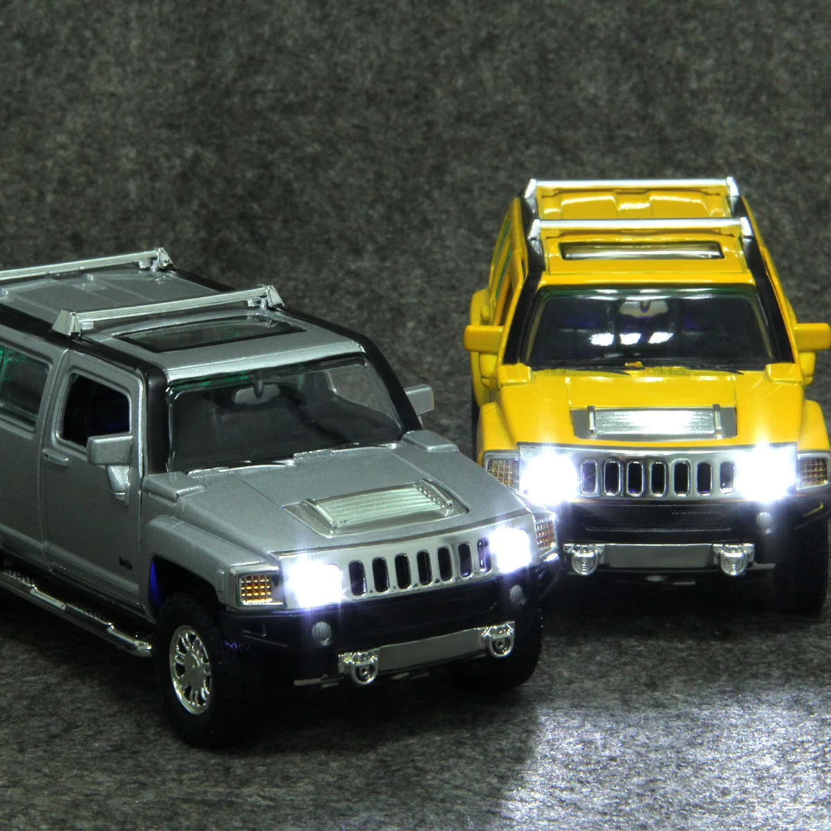 MSZ Miniatura – véhicule en métal moulé sous pression, Simulation de son et lumière, modèle de voiture à collectionner en alliage, jouets pour enfants garçons, 1/32